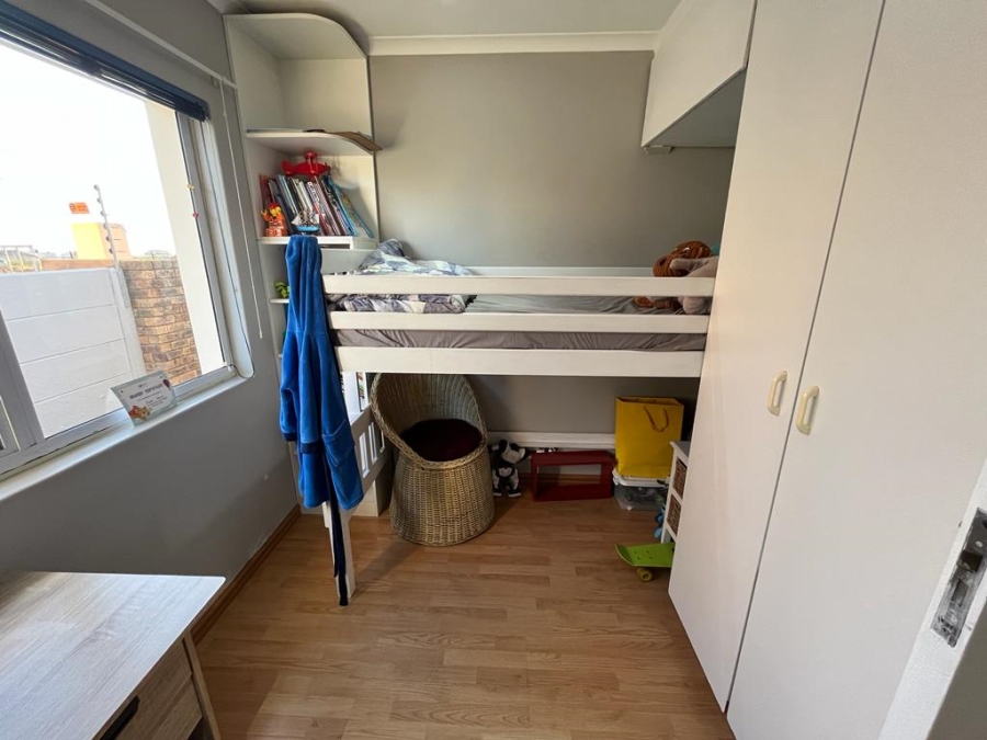 To Let 5 Bedroom Property for Rent in Richwood Western Cape
